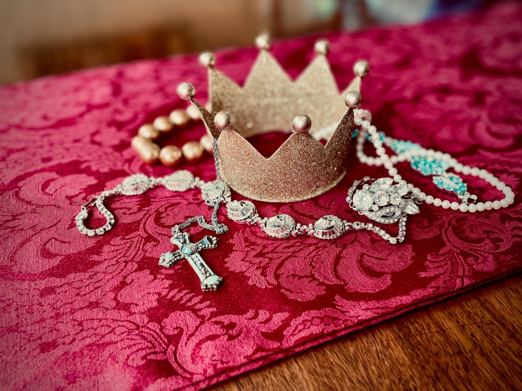 The Privileged Life: Kings and Queens (Part 4)—The Weight of the&nbsp;Crown